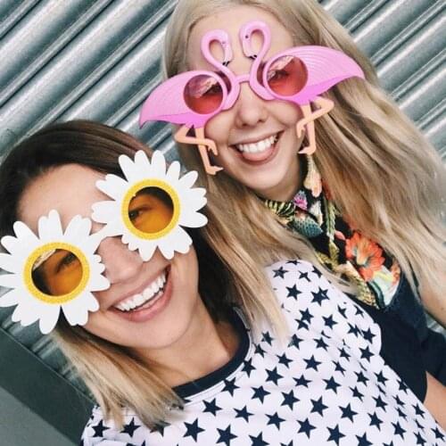 2021 White Daisy Flower Glasses Women Funny Party Supplies Decoration Eyewears Female Sun Flowers Sunglasses