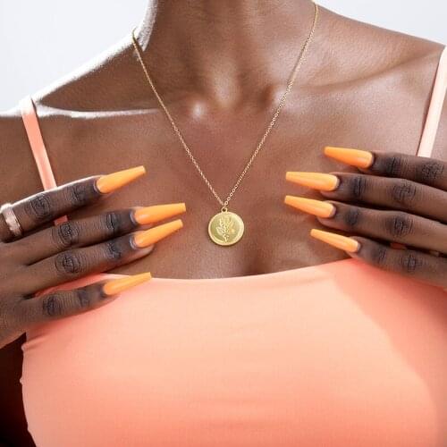 Round Rose Flower Pendant Necklace For Women Gold Circle Coin Chain Chocker Female Necklace Aesthetic Jewelry Accessorie BFF