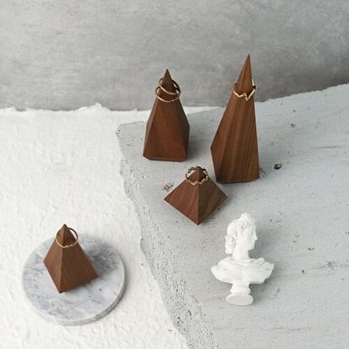 Hight Quality Dark Brown Cone Black Walnut Solid Wood Ring Display Stand Storage Photo Props High-end Jewelry Display Stand, 1PC