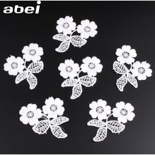 20pcs 6cm Soluble White Lace Flower Appliques For Wedding Party Dress Decoration DIY Sewing Fabric Patch