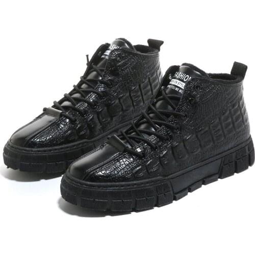 2021 Autumn Winter New British Style Retro Mens Boots Breathable Round Toe Lace-up Rubber Punk Motorcycle Boots Soft for Daily