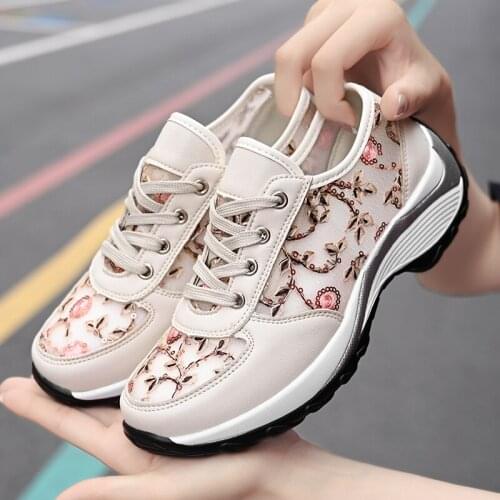 New Summer Women Sneakers Lace Breathable Comfortable Women sports shoes Fitness Trend Running Shoes Thick bottom Walking Shoes