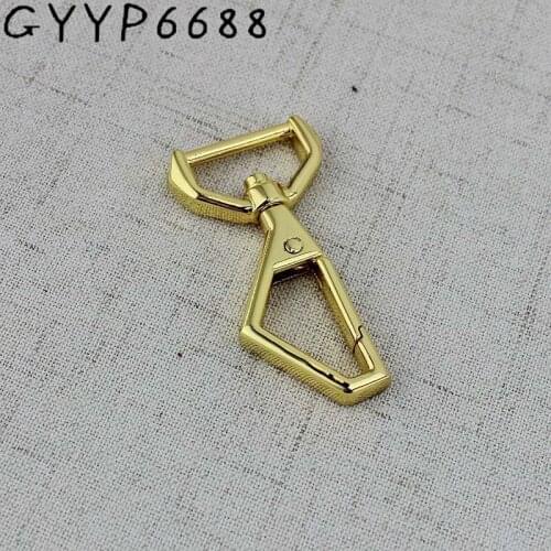 High quality 4pcs Deep gold Trigon Triangle buckle Chunky snap hooks for bag Hardware Accessories metal handbags purse hook