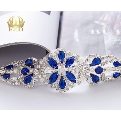 1piece) Handmade Beaded Sew On Hot Fix Sliver Clear Bling Rhinestone Crystal Wedding Sash Applique for Bridal Belt Wristbands