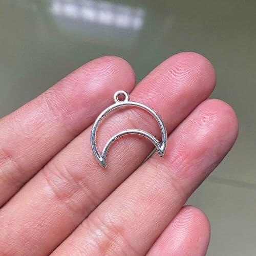 30pcs 19x20mm Hollow Crescent Moon Pendants Charms Jewelry Making DIY WomenNecklace Bracelet Handmade Craft Accessories