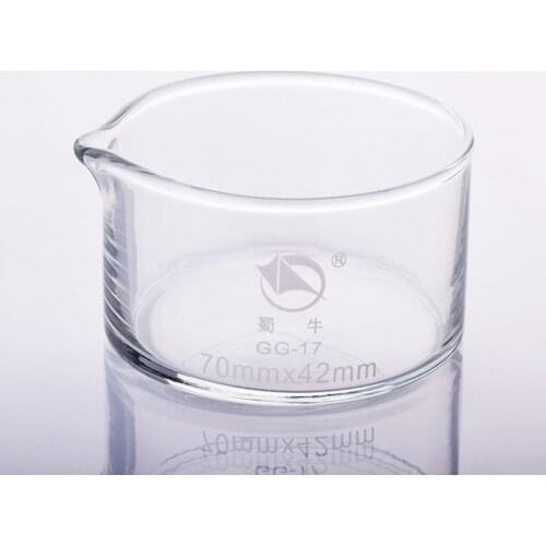Crystallizing dish with spout,Outer diameter 70mm and Height 42mm,crystallizing basin with spout