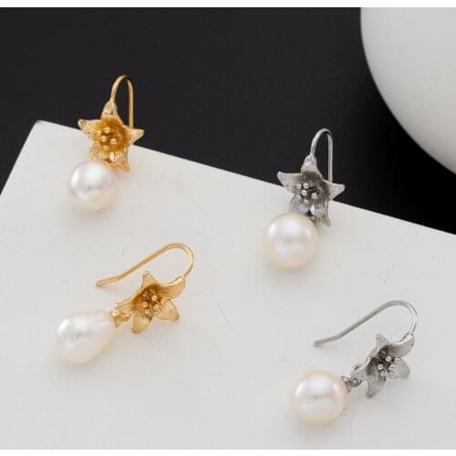 Jaeeyin New Arrivals Gold Color Freshwater Pearl Jewelry Flower Charm Hook Earring for Women Dangle Vintage Party Accessory