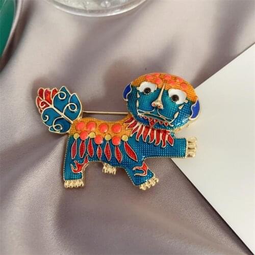 Ancient ways the lion brooch women deserve to act the role of pin unicorn mascot brooch act the role ofing is tasted