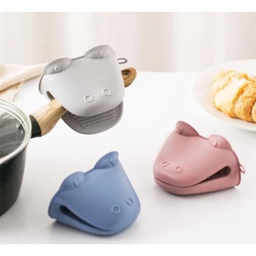 2PCS Thickened Oven Mitts Glove Heat-Resistant Cartoon Hippo Silicone Hand Clip oven Microwave Baking Anti-scalding Gloves
