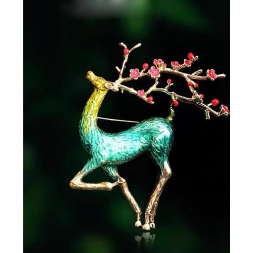 Muylinda Fashion Animal Brooches Metal Deer And Flower Banquet Jewelry Exquisite Enamel Brooch For Women
