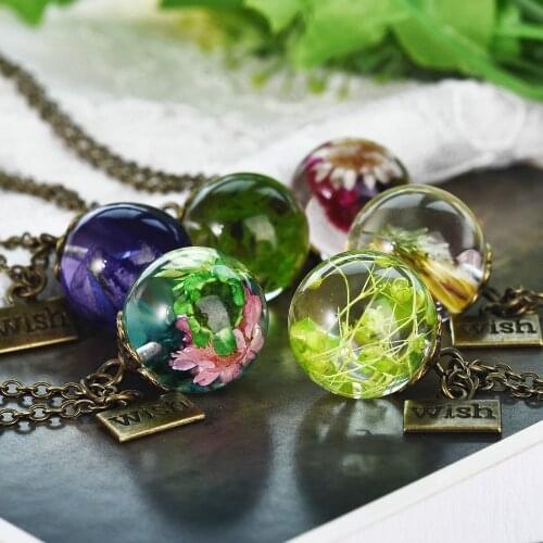 2019 New Fashion Resin Transparent Jewelry Original Handmade Natural Gypsophila Mixed Dried Flowers Necklaces Pendants for Women