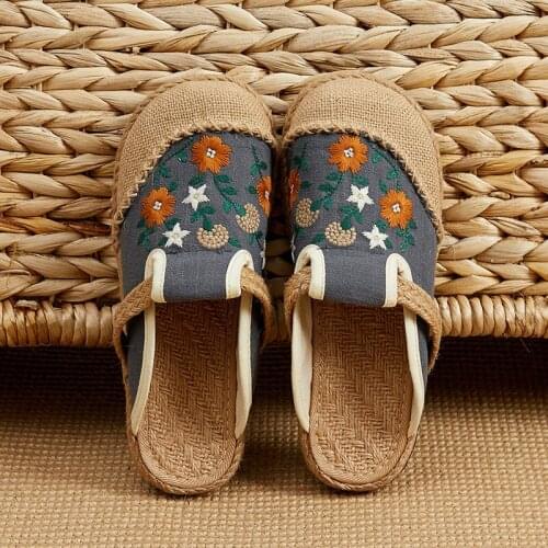 2021 Flowers Embroidered Women Linen Canvas Slip On Flat Loafers Vegan Ladies Comfortable Casual Walking Sneakers Shoes