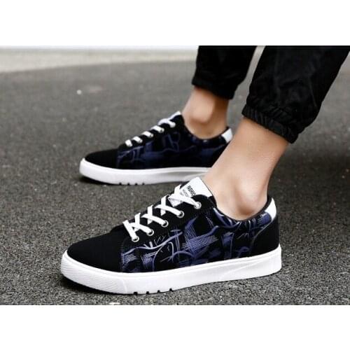 New 2017 Hot Fashion men Flat Shoes Canvas mens flats shoes men casual shoes Spring Autumn suede men shoes