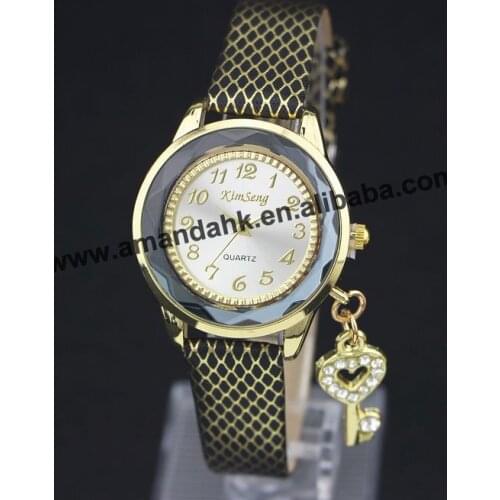 Fashion Kimseng 1616 Rhinestone Key Pendant Watches Women Quartz Watch PU Leather Fashion Lady Dress Bracelet Wristwatches