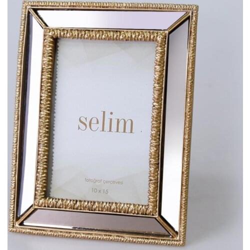 Pue Decor Elsira 10x15 Mirrored Frame Gold