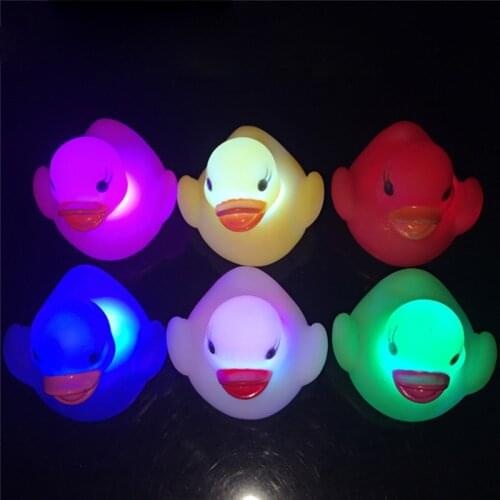 4 pcs/set duck Bath Toys Led Light Water Swimming Childs Play Mouth Mini Small Yellow Rubber Duck Educational for Children Baby