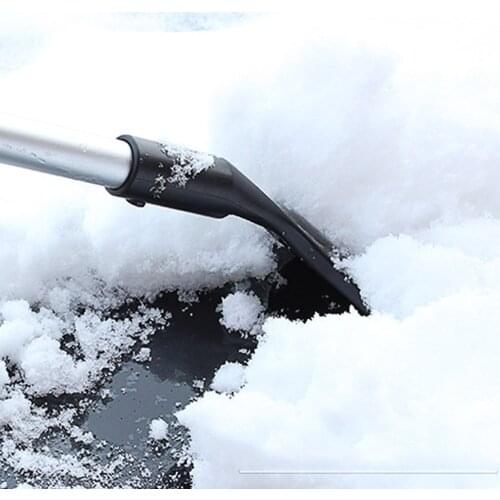 Used in the winter for the car snow removal shovel artifact, car glass snow scraping brush plate defroster, multifunctional retr