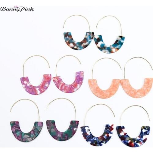 Banny Pink Bohemia Resin Pendant Dangle Earrings For Women Chunky Letter U Drop Earrings Fashion Jewelry Pendientes Bijoux Femme