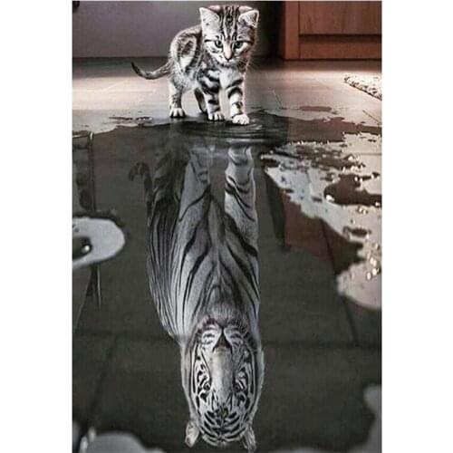 DIY 5D Diamond Painting Reflection Cat Diamant Embroidery Full Round Drill Cross Stitch Rhinestone Animals Mosaic Home Decor