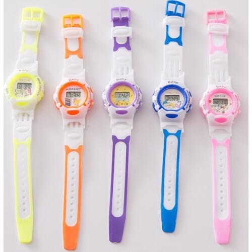 The New Fashion Gift Electronic Kids Watches Cartoon Student Environmental Children Watch