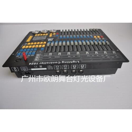 Stage lighting equipment computer moving head light beam light 1024 console DMX512 dimming console