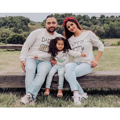 PatPat Battery Power Charging Print Light Grey Family Matching Sweatshirts