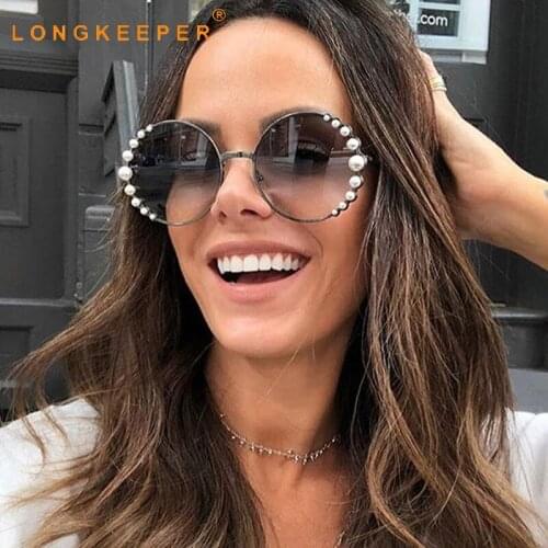 Luxury Round Pearl Sunglasses Women Brand Designer Alloy Frame Cat Eye Sun Glasses Female Black Shades UV400 lentes de sol mujer