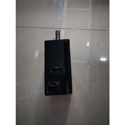 Yaskawa Servo Motor SGMAV-01ADA61 Used