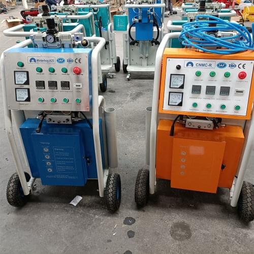 Liquid PU Polyurethane Spray Foam Insulation Machine in Building sealing