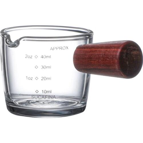 H55A Measuring Pitcher Heat-resistant Glass Measuring Cup with Scale Milks Cup with Wooden Handle High Borosilicate Glass Cup