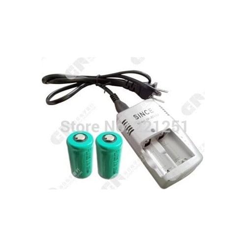 New 2pcs. 3V CR123A 17335 /16340 rechargeable batteries .Digital battery +3V CR123A battery charger