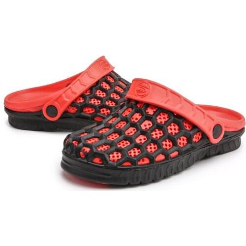 Slippers men 2020 summer casual couple non-slip beach shoes fashion sandals outdoor wear flat hole shoes breathable mens shoes