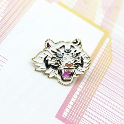 Ferocious Three Eyes Tiger Metal Enamel Brooch Fashion Cartoon Animal Badge Pin Creative Personality Lapel Backpack Jewelry Gift