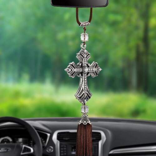 Metal And Crystal Diamond Cross Jesus Christian Car Rear View Mirror Car Pendant Hanging Car Accessories Automobiles Decoration