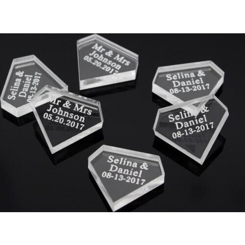 60Pcs Personalized Engraved Brilliant Diamond Clear Acrylic Decor Wedding Anniversary Party Table Centerpieces Confetti Favors