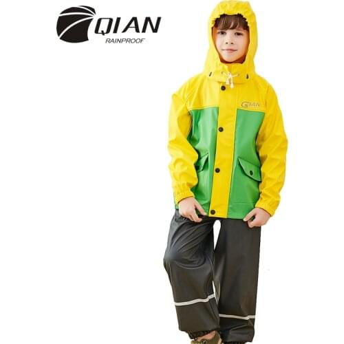 QIAN Sports Raincoats