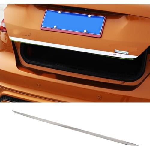 For Fo rd Fo rd Foc us Mk2 2005-2013Auto Parts car-shaped tailgate with sequins and post-decorative stickers