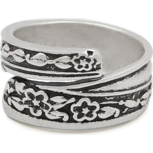 Amulet Retro flower Schmuck Rose Blume und Blatt Muster Ring