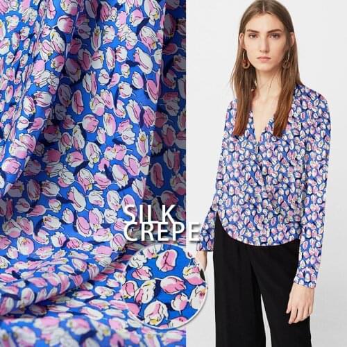 White waxberry Blue pink tulip printed silk double crepe silkworm silk fabric summer womens dress fabric free shipping