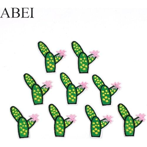 10pcs/lot Cartoon Cactus Patches Embroiery Plants Appliques Clothes Jeans Backpack Stickers Decoration Diy Sewing Badge Patch