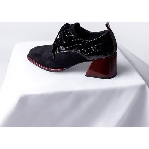 Spring and autumn lace up light and comfortable casual slip on shoes Lace-up loafers patent leather pump heels