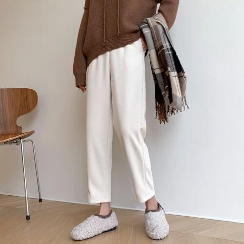 Estceque Women's Cropped Trousers