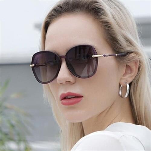New Red Polarized Sunglasses Women Female Driving Shades Anti Glare Glasses Chic Vintgae Travel Small Round Sun Glasses