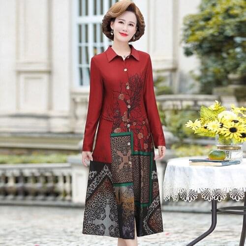 Elegant Lady Plus Size Windbreaker Middle-Aged Womens Coat 2021 New Spring Autumn Mid-Length Print Slim Trench Coat Female