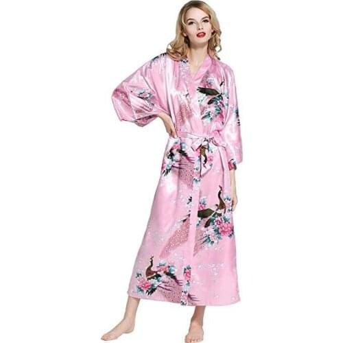 2018 Hot New Fashion Pink Female Kimono Robe Gown Women Kimono Long Robe With Printed Peacock Long Silky Sleepwear D128-01
