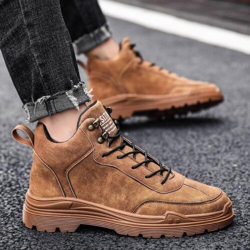 For hot casuales Sneaker shoe on mens sneaker sapatos sale Casual leather sport Sneakers leisure men causal spring cuero Male s