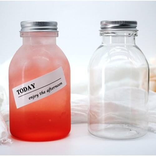 Plastic Beverage Bottle Milk Tea Yogurt Fruit Bottle Storage Bottle Mason Bottle Shop Bar Christmas Decoration Jars with Lid
