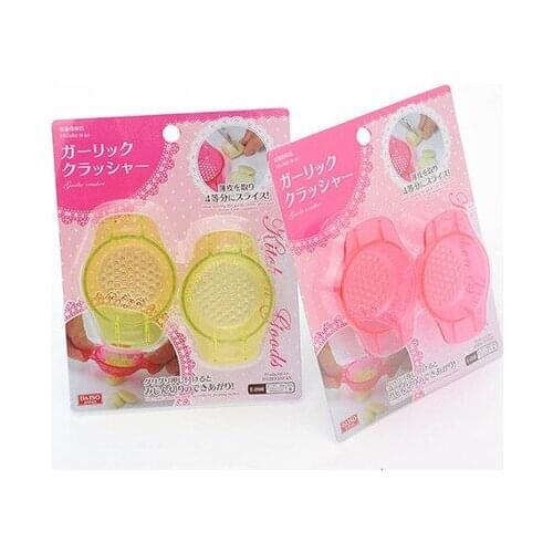 2Pcs/Lot Japanese style plastic garlic crushed manual grinding garlic, garlic device
