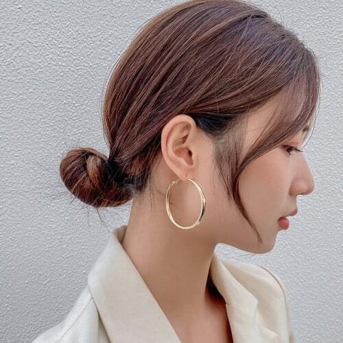 Exaggerated Exquisite Big Circle Earrings Personality Retro Hong Kong Style Earrings Trend Simple Jewelry Woman Bijoux