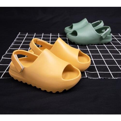 Children Slippers Boys Girls Fashion Beach Sandals Summer Shoes Kids EVA Non-slip Cute Soft Indoor Summer Shoes SO049